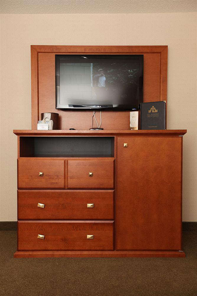 St. Albert Inn & Suites Saint Albert Екстер'єр фото